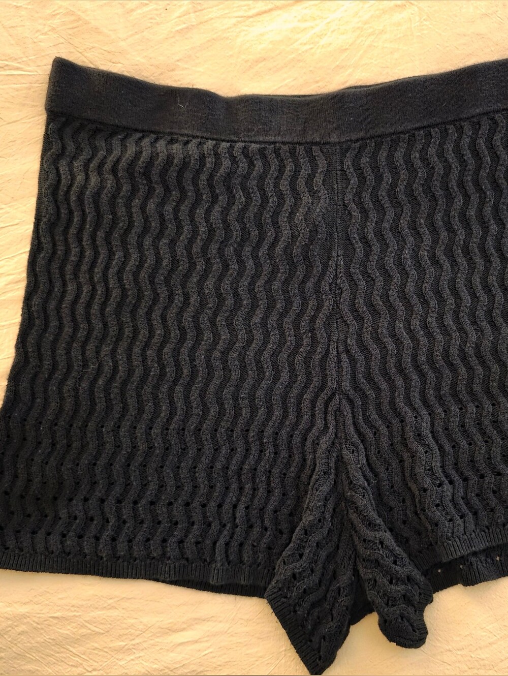 Everlane Black High-Waist Knit Textured Shorts